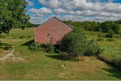 2260 Broadway Avenue NE, East Canton, OH 44730 - Photo 5