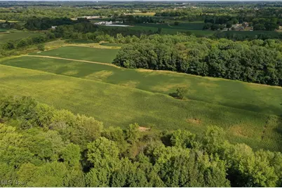 2260 Broadway Avenue NE, East Canton, OH 44730 - Photo 15