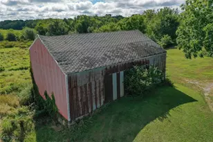 2260 Broadway Ave NE, East Canton, OH 44730 - Photo 3