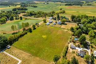 13529 Louisville St NE, Paris, OH 44669 - Photo 5