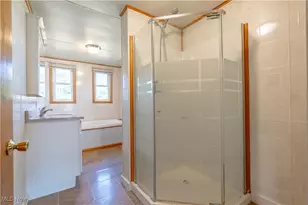 13529 Louisville St NE, Paris, OH 44669 - Photo 27