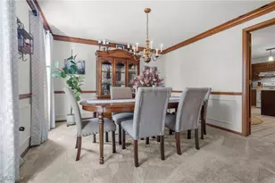 2419 Bur Oak St NE, Canton, OH 44705 - Photo 9