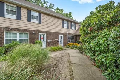 8240 Deepwood Boulevard #Bldg. 7/Unit 8, Mentor, OH 44060 - Photo 1