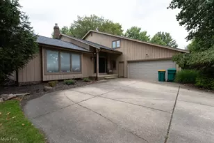 2051 Kingsborough Dr, Painesville, OH 44077 - Photo 45