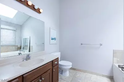 2051 Kingsborough Drive, Painesville, OH 44077 - Photo 23