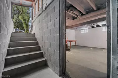 725 W Summit Street, Alliance, OH 44601 - Photo 37