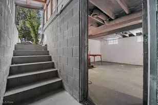 725 W Summit St, Alliance, OH 44601 - Photo 37