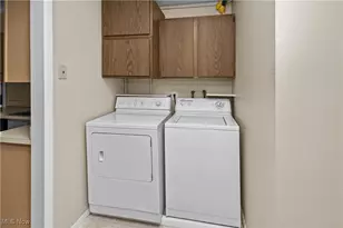 988 E 348th St, Eastlake, OH 44095 - Photo 23