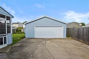 988 E 348th St, Eastlake, OH 44095 - Photo 29