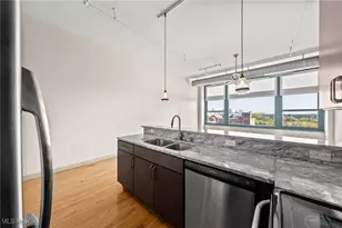 1951 W 26th St, Loveland, OH 44113 - Photo 13