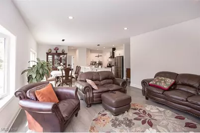 18433 Whitney Road, Strongsville, OH 44149 - Photo 11