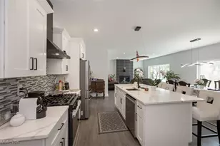 18433 Whitney Rd, Strongsville, OH 44149 - Photo 3