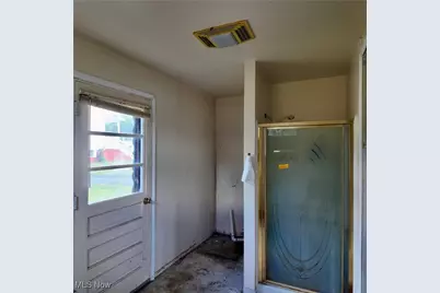 53679 Quimby Avenue, Bridgeport, OH 43912 - Photo 13