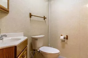 148 Oak Dr, Dillonvale, OH 43917 - Photo 33