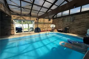 5981 Northview Dr, Green Hills, OH 44131 - Photo 7