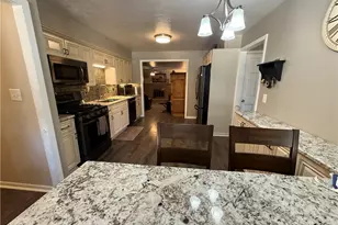 5981 Northview Dr, Green Hills, OH 44131 - Photo 9