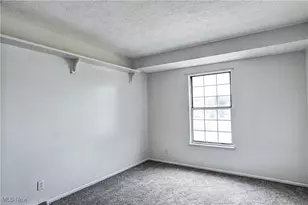 6883 Colonial Dr, Mentor, OH 44060 - Photo 19