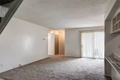 6883 Colonial Drive #B, Mentor, OH 44060 - Photo 3