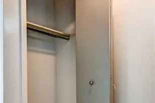 6883 Colonial Dr, Mentor, OH 44060 - Photo 17