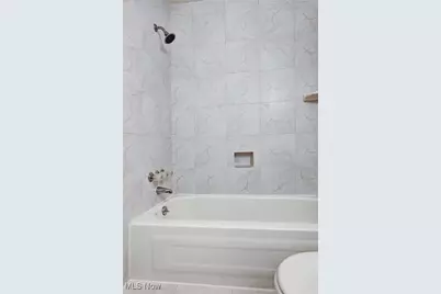 6883 Colonial Drive #B, Mentor, OH 44060 - Photo 29