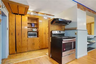 7392 Tallmadge Rd, Rootstown, OH 44272 - Photo 9