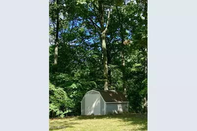 135 Ridgeland Drive, Amherst, OH 44001 - Photo 35