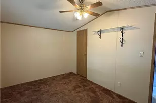 2656 Lake Breeze Dr, Madison, OH 44057 - Photo 13