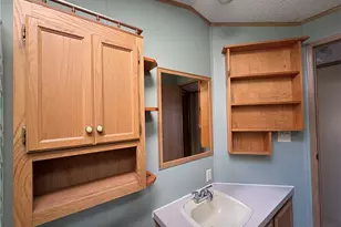 2656 Lake Breeze Dr, Madison, OH 44057 - Photo 11