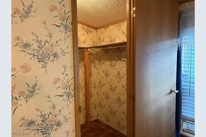 2656 Lake Breeze Drive, Madison, OH 44057 - Photo 9