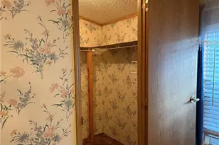 2656 Lake Breeze Dr, Madison, OH 44057 - Photo 9