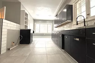 15703 Hazel Rd, East Cleveland, OH 44112 - Photo 5