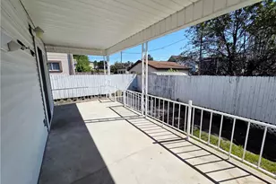 916 Pearl St, Martins Ferry, OH 43935 - Photo 13