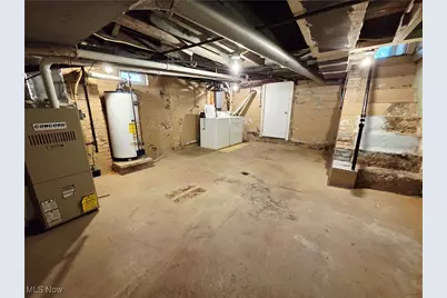 916 Pearl Street, Martins Ferry, OH 43935 - Photo 11