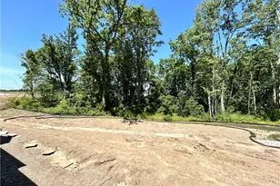 421 Bordeaux Blvd, Grandview Heights, OH 44147 - Photo 21