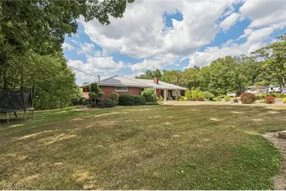 737 Moore Lane, East Palestine, OH 44413 - Photo 3