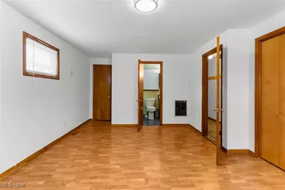 566 Sunshine Avenue, Youngstown, OH 44505 - Photo 17