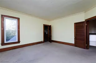 113 E 4th St, Uhrichsville, OH 44683 - Photo 11