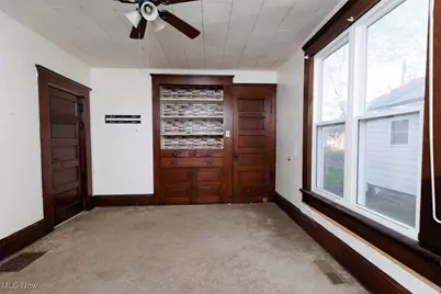 113 E 4th Street, Uhrichsville, OH 44683 - Photo 23