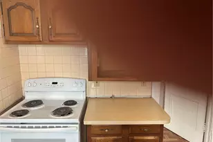 577 Rhodes Ave, Akron, OH 44307 - Photo 7