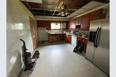 14614 E Liverpool Road, East Liverpool, OH 43920 - Photo 15