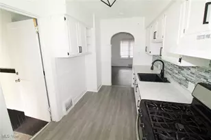 141 Wesley Ave, Youngstown, OH 44509 - Photo 5