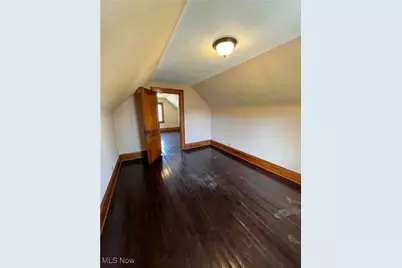 543 Thelma Avenue, Akron, OH 44314 - Photo 19