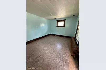 539 Thelma Avenue, Akron, OH 44314 - Photo 7