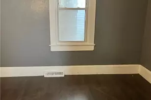 5213 Fleet Ave, Loveland, OH 44105 - Photo 9