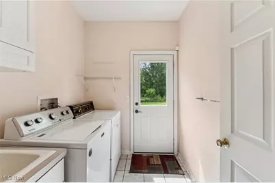 708 Dominic Drive, Cuyahoga Falls, OH 44223 - Photo 17