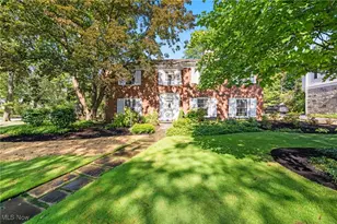 16 Lyman Cir, Huber Heights, OH 44122 - Photo 1