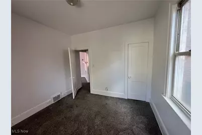 11413 Notre Dame Avenue, Loveland, OH 44104 - Photo 5