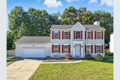 675 Woodcrest Drive, Wadsworth, OH 44281 - Photo 1