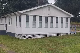 624 Cemetery St, Coshocton, OH 43812 - Photo 1