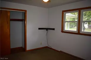 404 S Bon Air Ave, Youngstown, OH 44509 - Photo 13